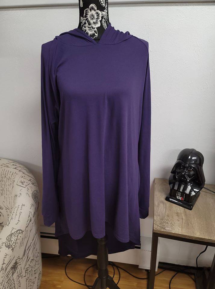 RED CLOAK HOODIE - Like A Duchess