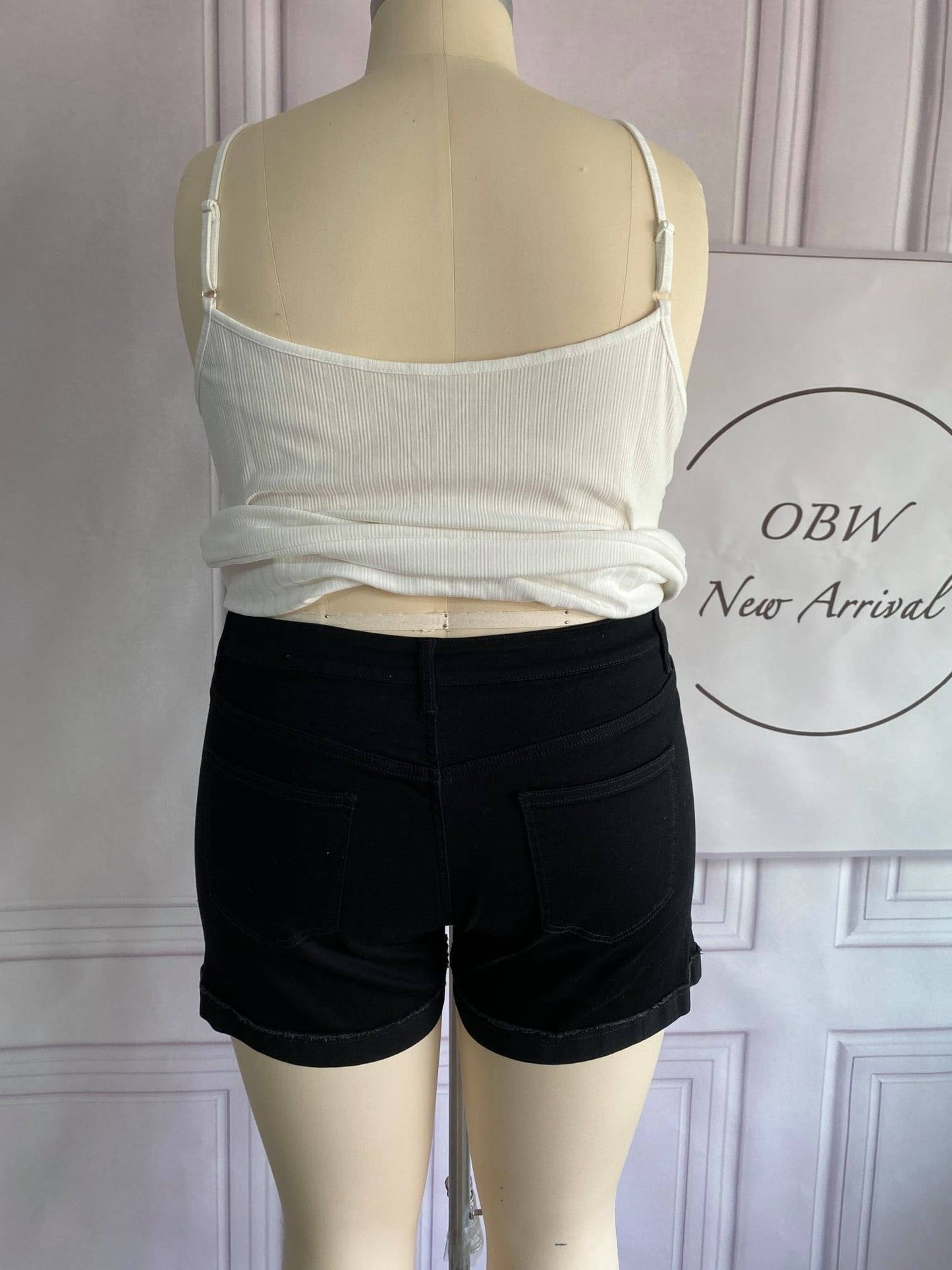 NON DISTRESSED DENIM SHORTS
