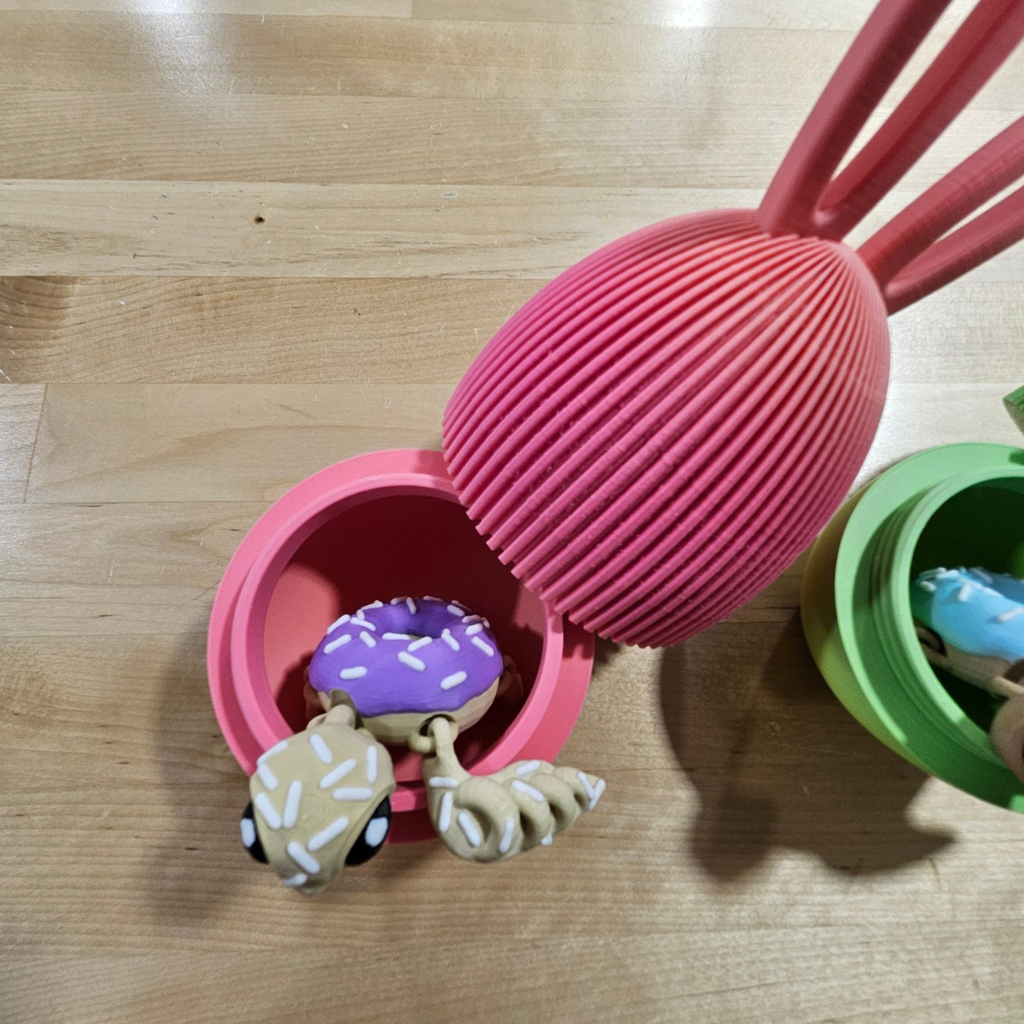 THREADED EASTER EGGS