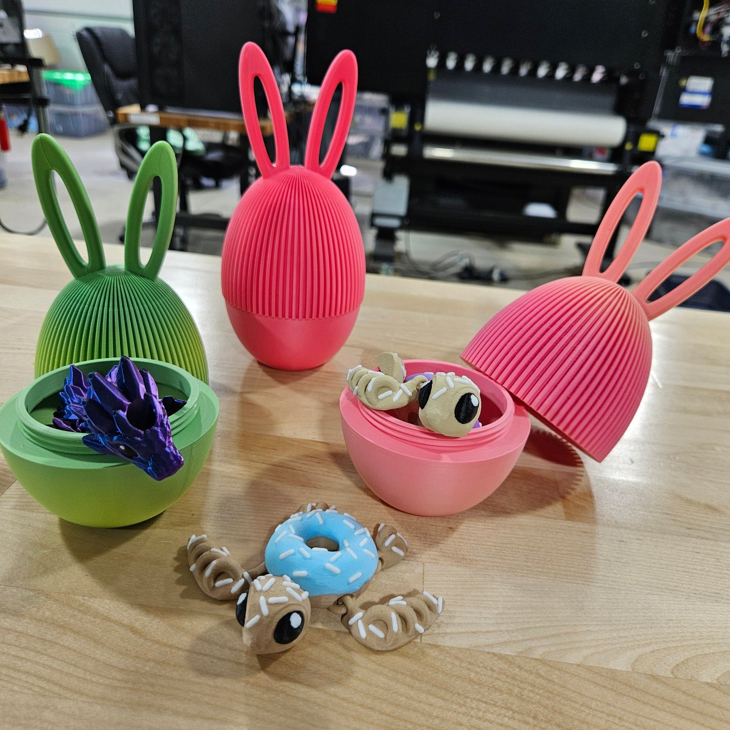 THREADED EASTER EGGS