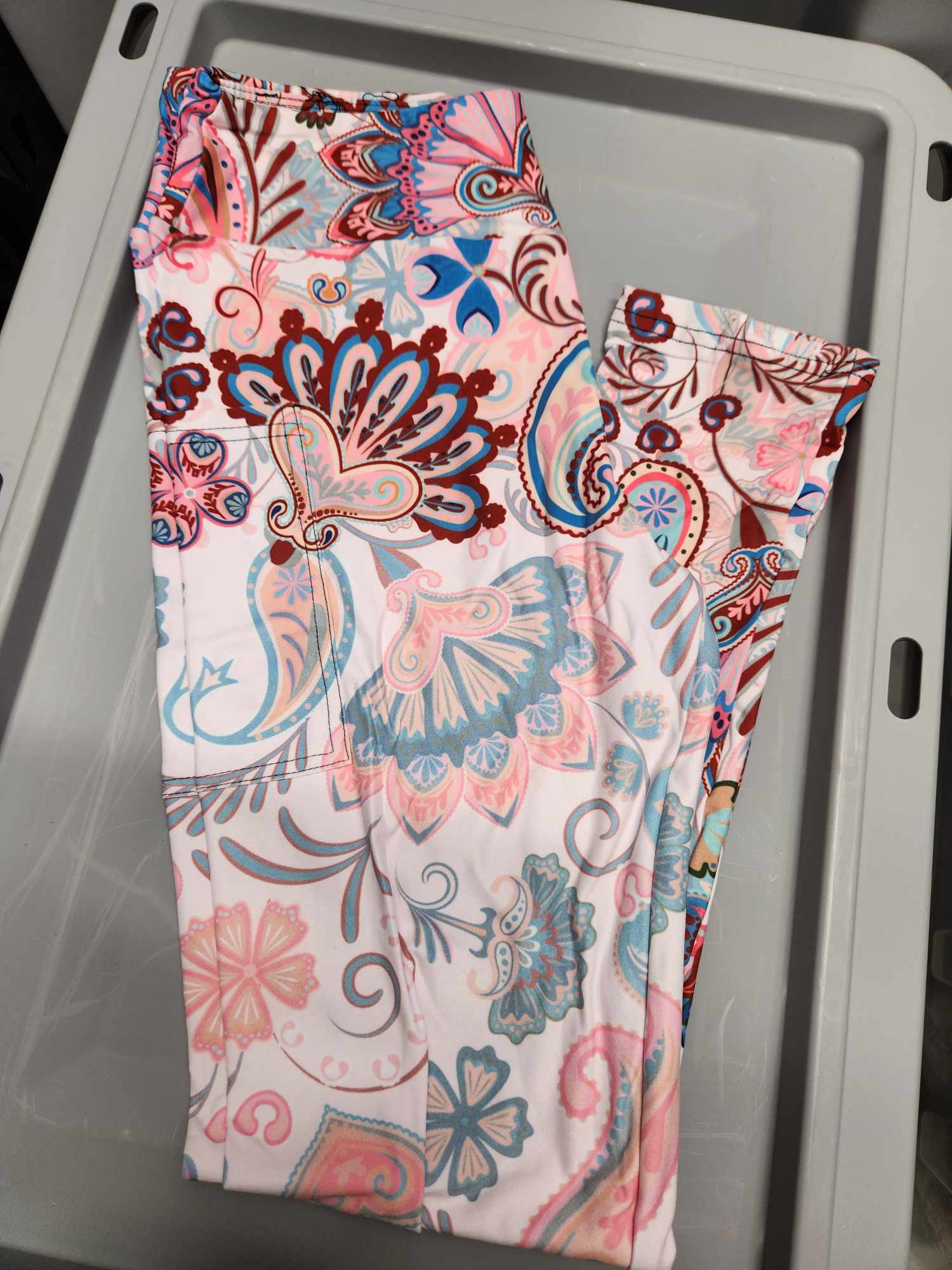 PRETTY PAISLEY-FULL LEGGINGS - Like A Duchess