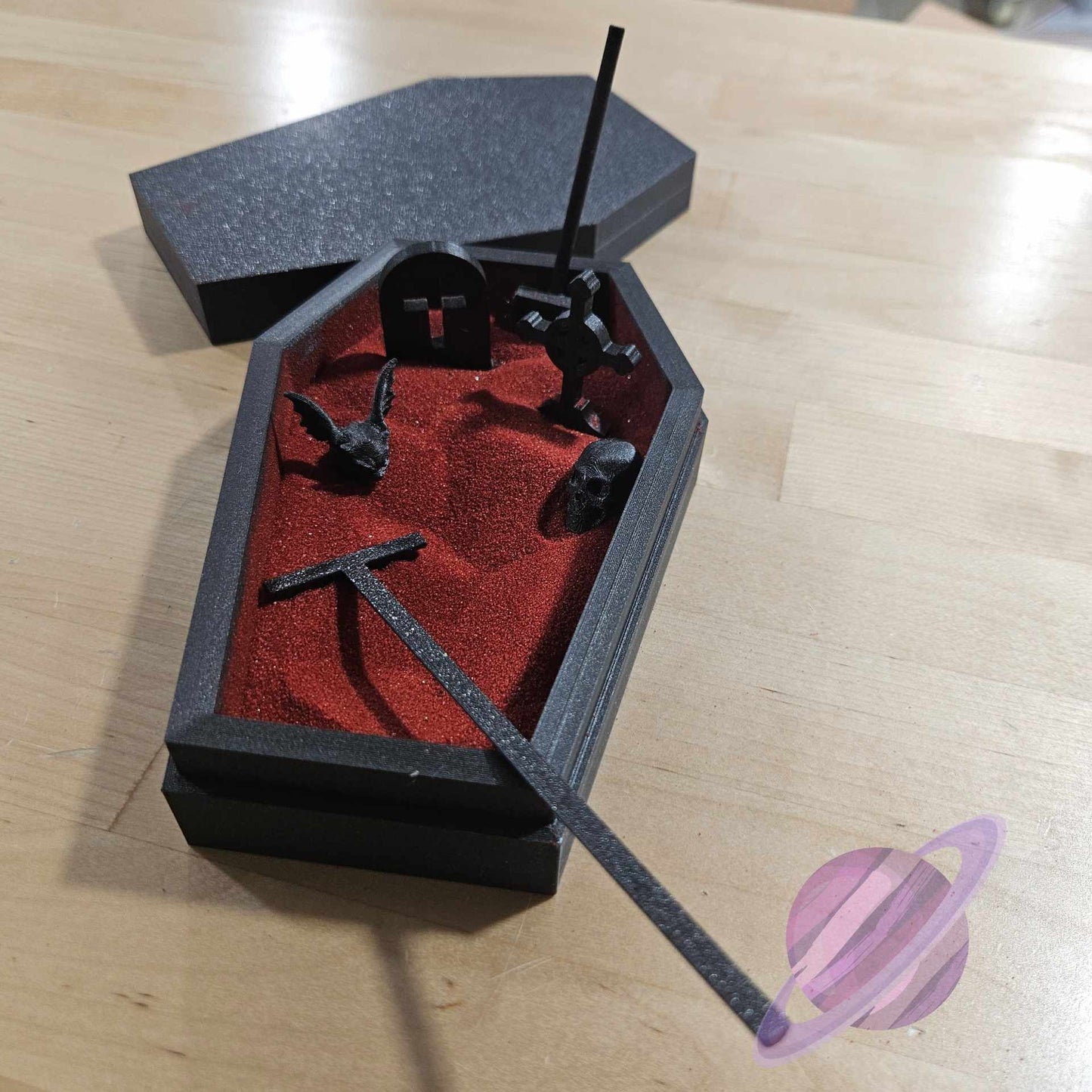 3D PRINTED SPOOKY COFFIN ZEN GARDEN - Like A Duchess