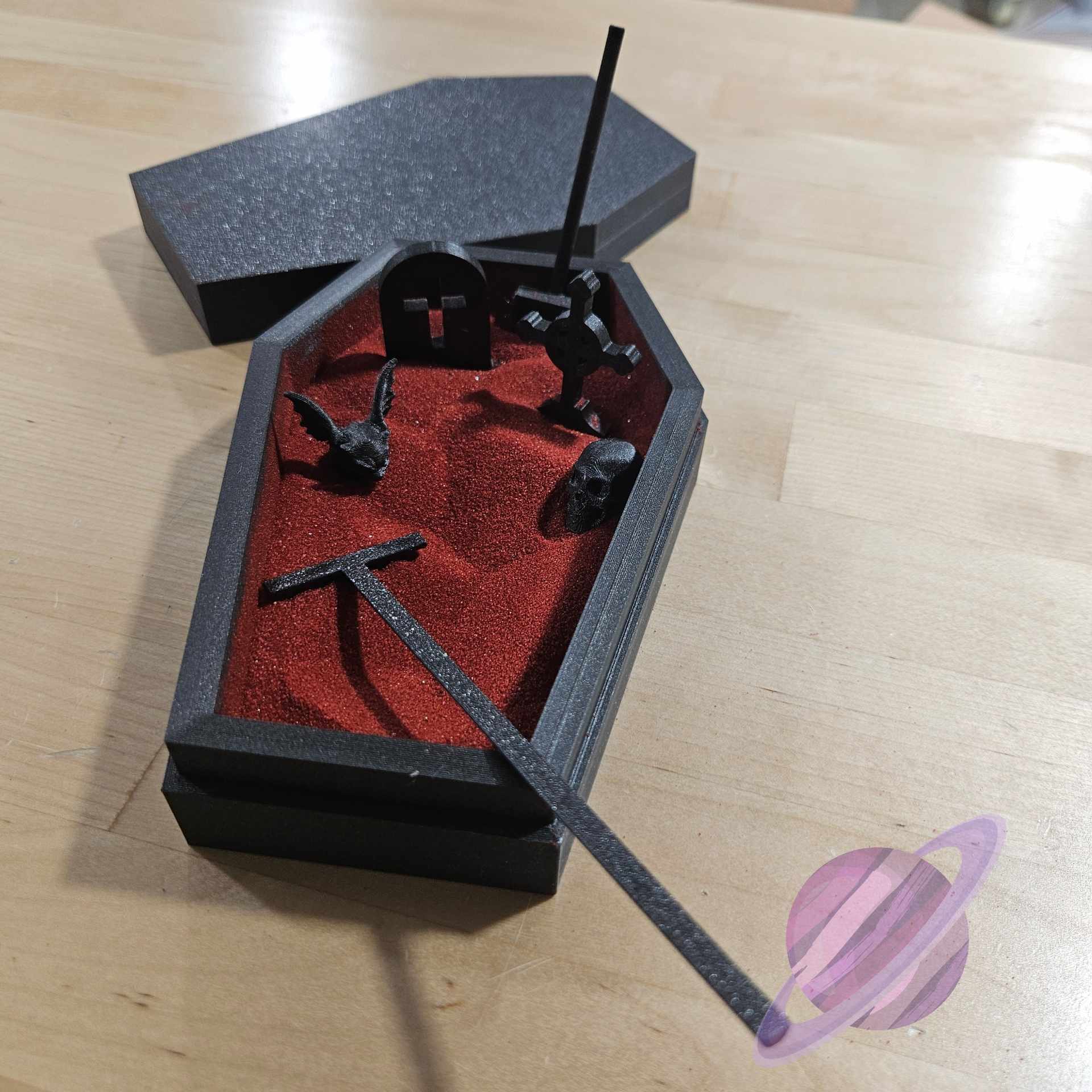 3D PRINTED SPOOKY COFFIN ZEN GARDEN - Like A Duchess