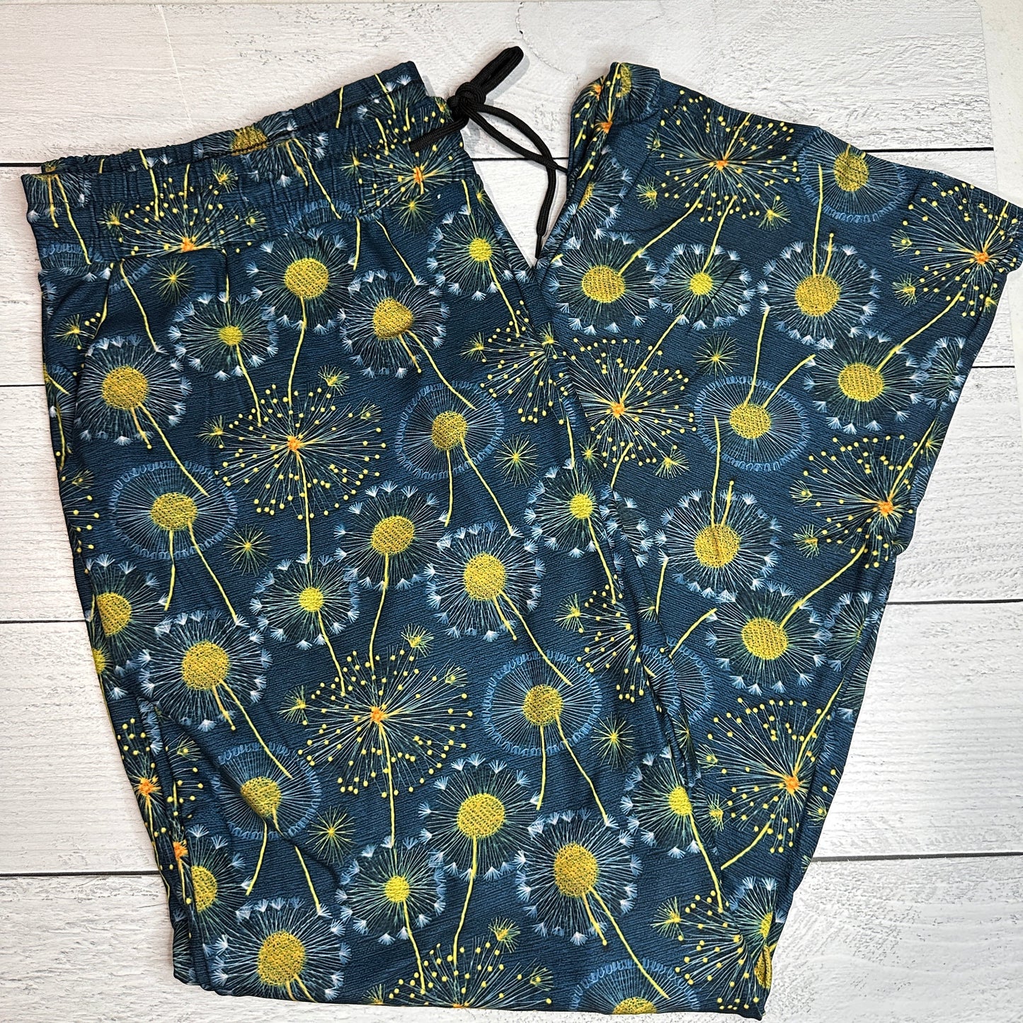 Dandelions Lounge Pants - Like A Duchess