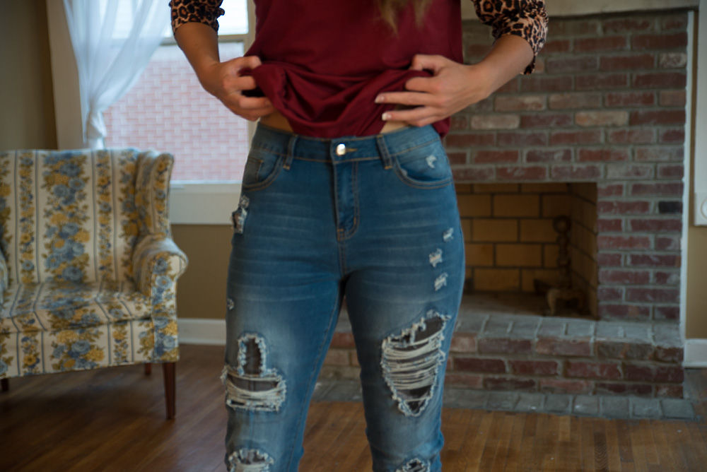 DISTRESSED STRETCH PATCH DENIM