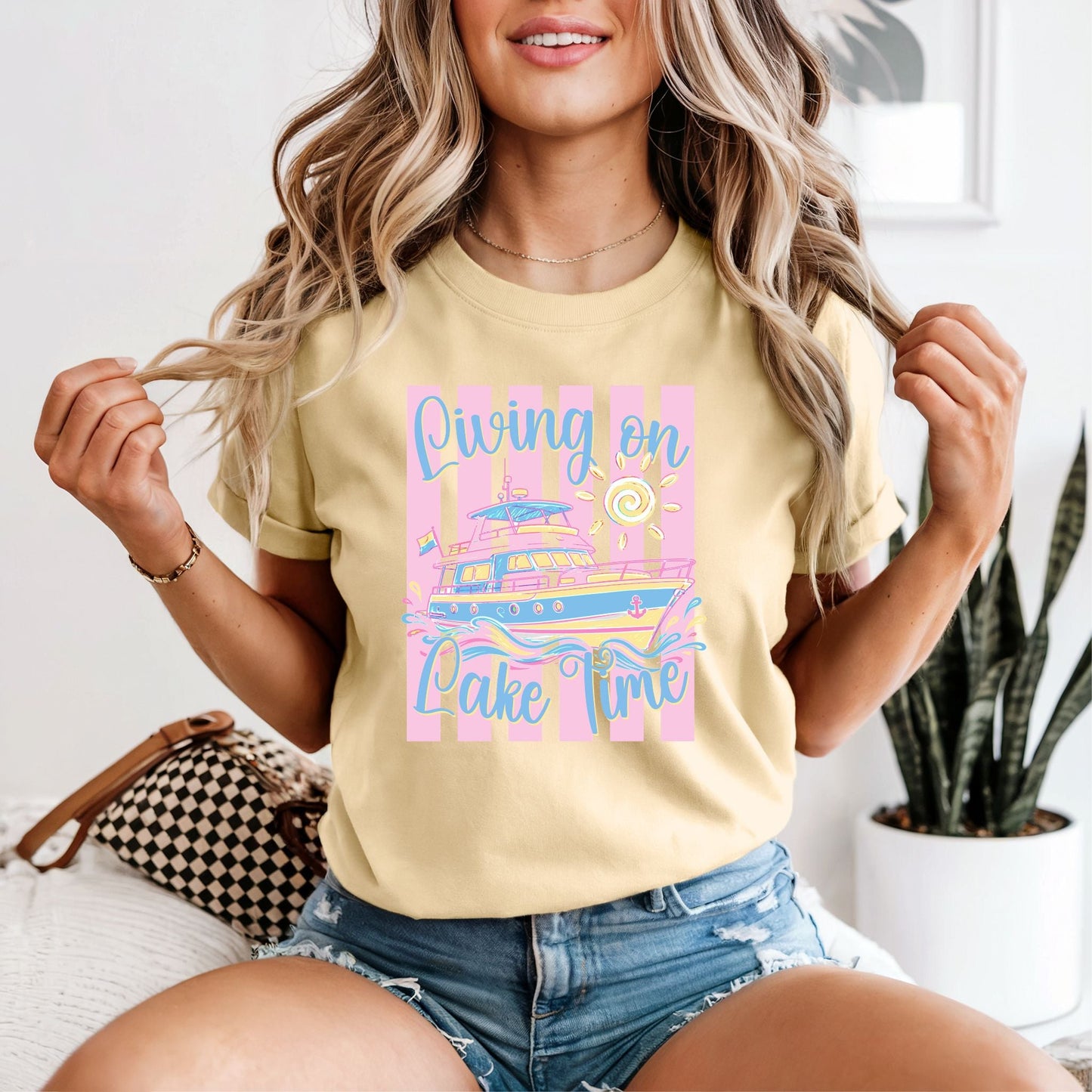 Living on Lake Time Tshirt - Like A Duchess