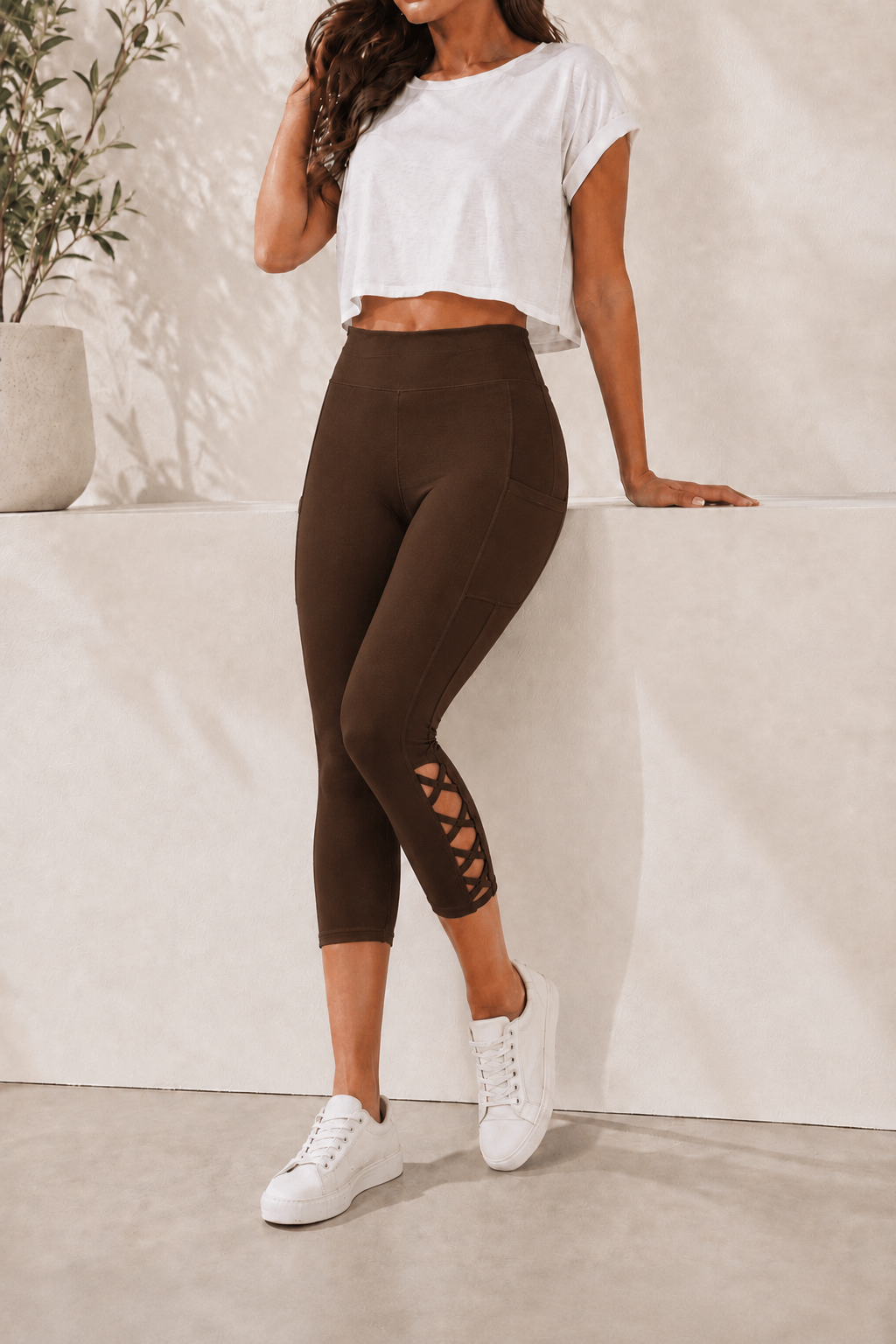 CRISS CROS RUN- CHOCOLATE BROWN - Like A Duchess