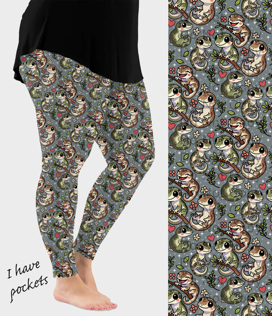 RTS - Cute Gecko Leggings w/ Pockets - Like A Duchess