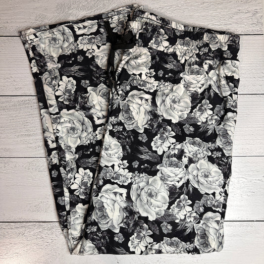 Black & White Roses - Lounge Pants - Like A Duchess