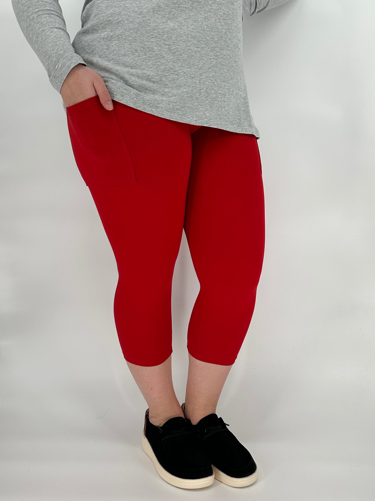 Ruby Red Leggings/Capri w/ Pockets! - Like A Duchess