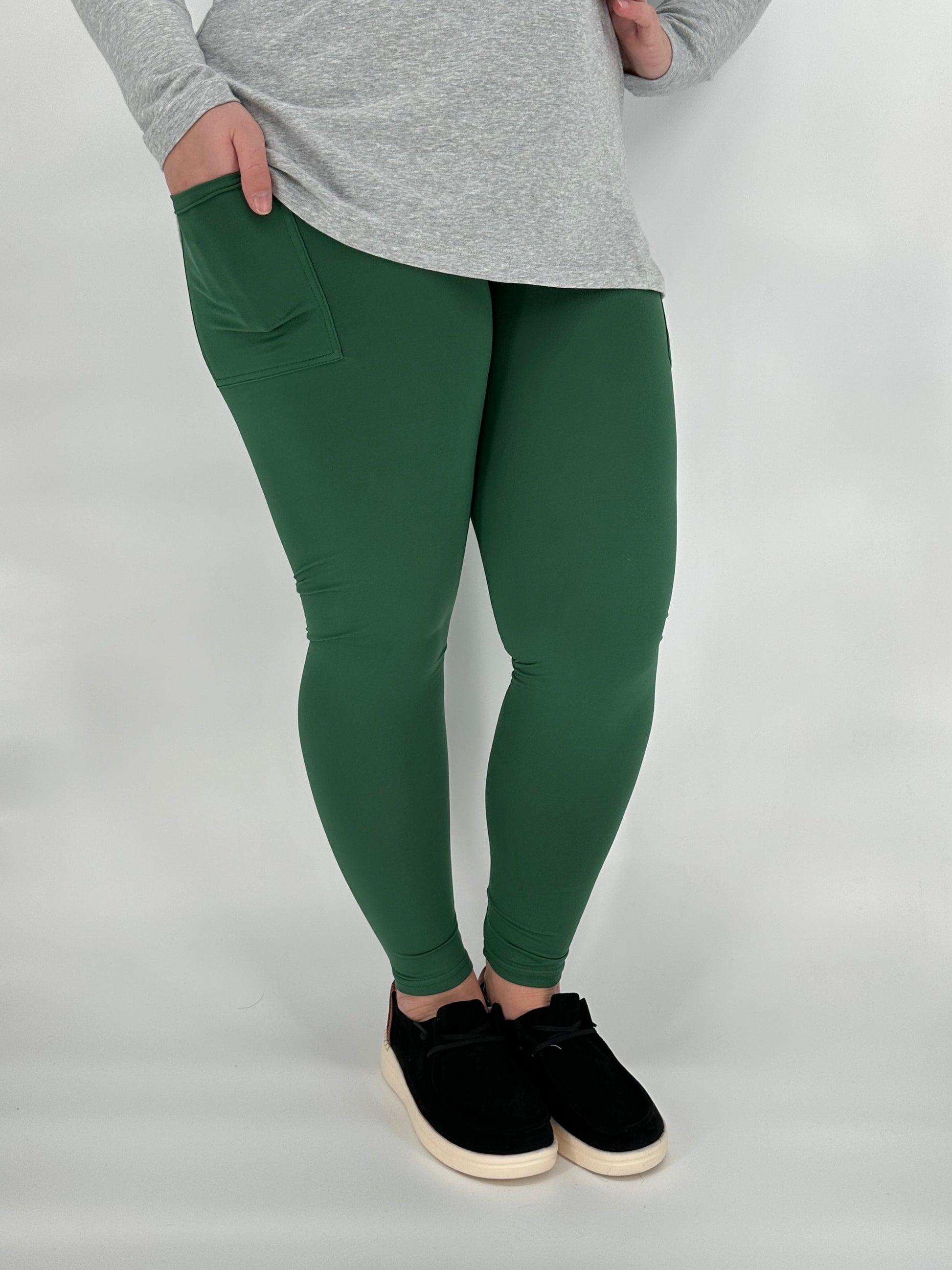 Pine Green Leggings/Capri w/ Pockets! - Like A Duchess