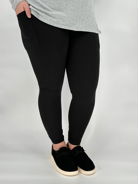 Black Leggings w/ Pockets - Like A Duchess