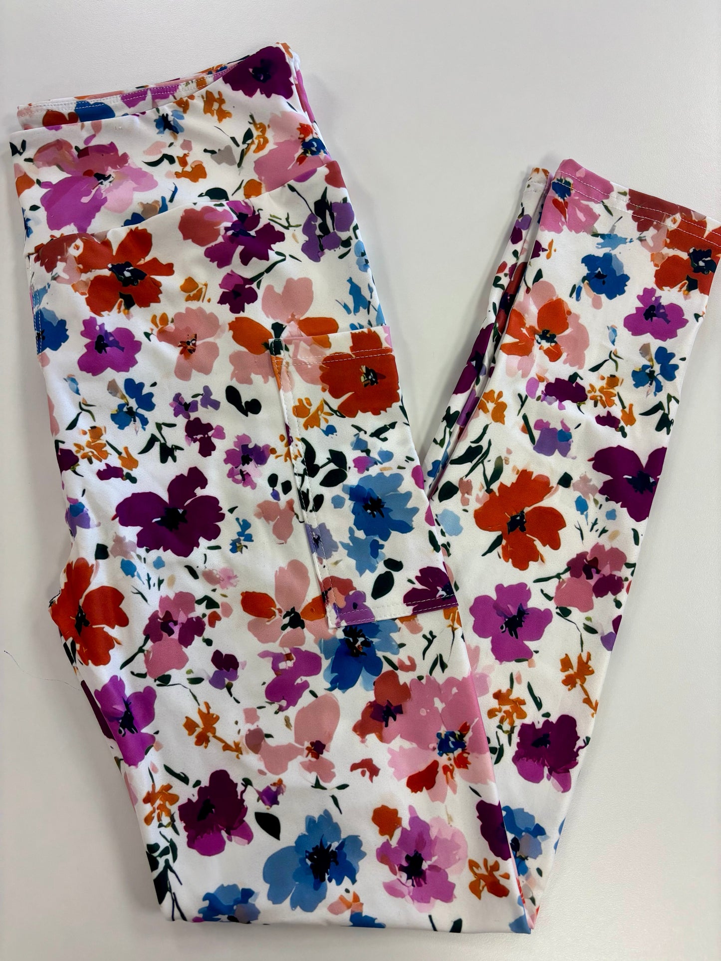 White Floral Leggings w/ Pockets *RTS - Like A Duchess