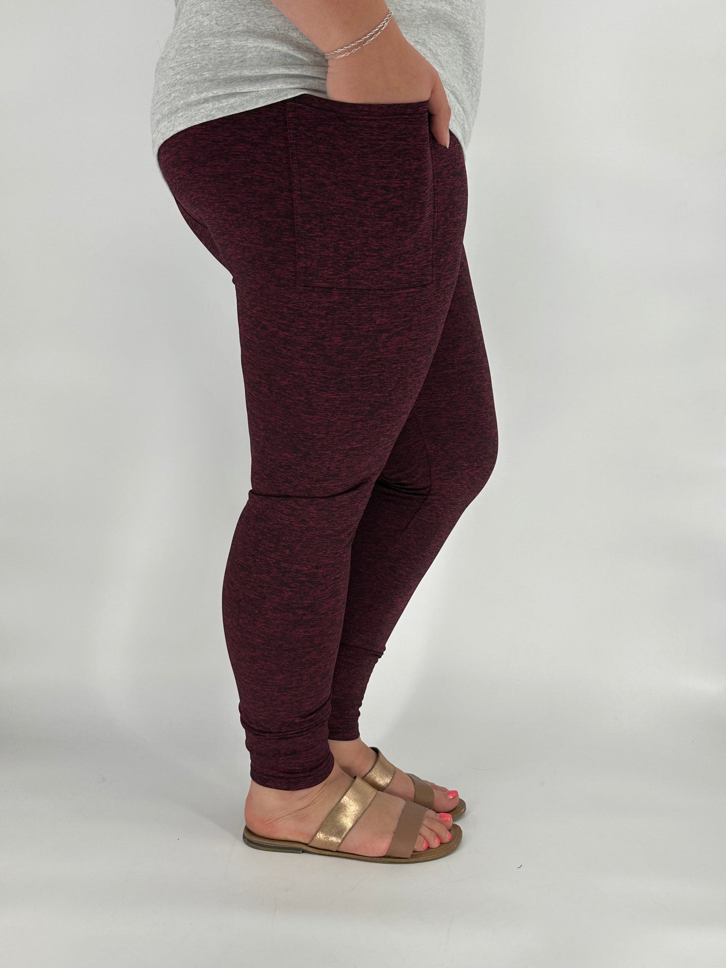 Maroon Fleece Leggings w/ Pockets - Like A Duchess