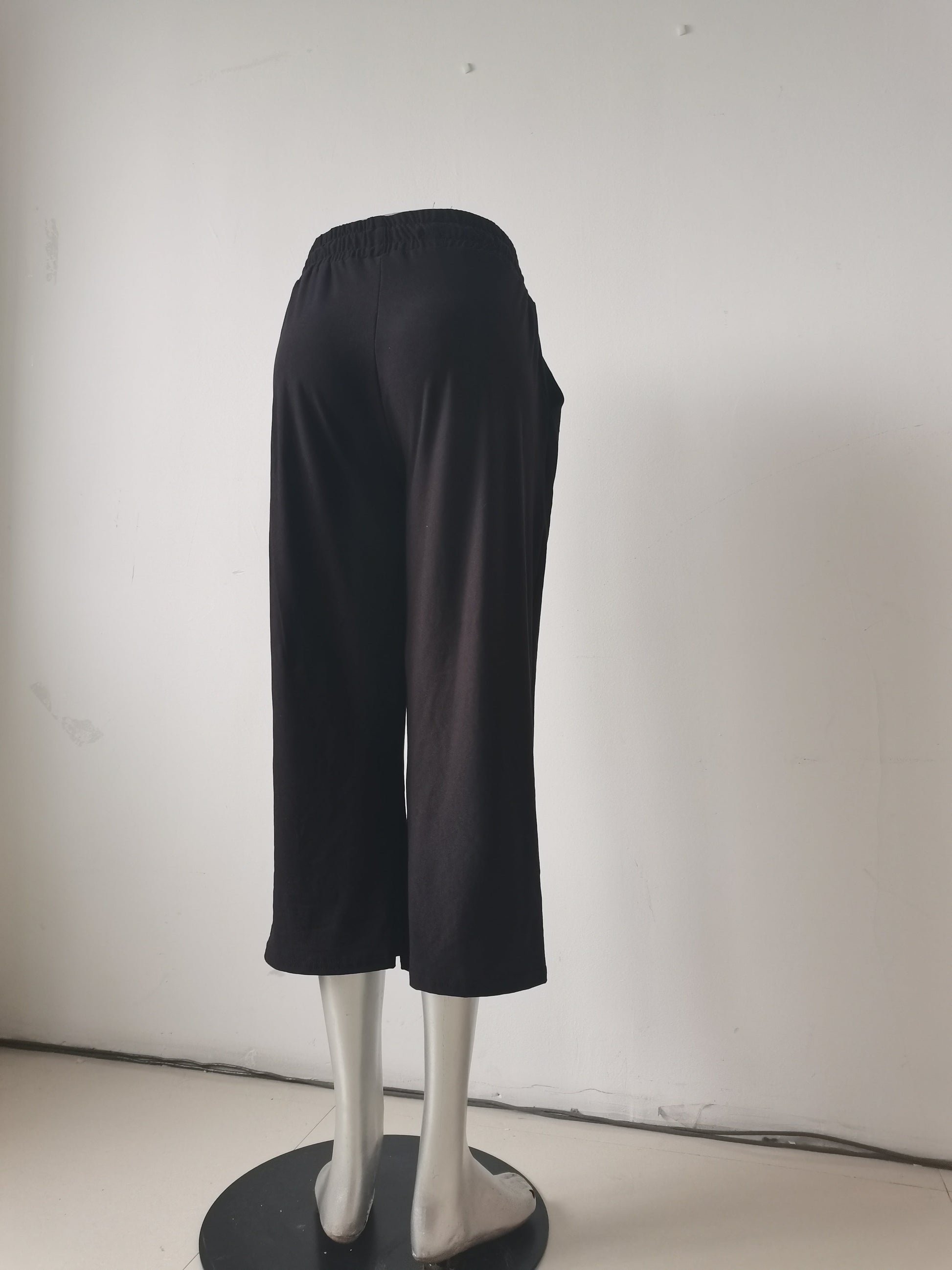 LC RUN-BLACK LOUNGER CAPRI-2 CHOICES - Like A Duchess