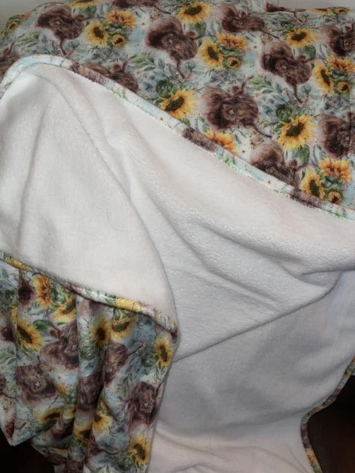 BLUE MOON- GIANT SHAREABLE THROW BLANKET - Like A Duchess