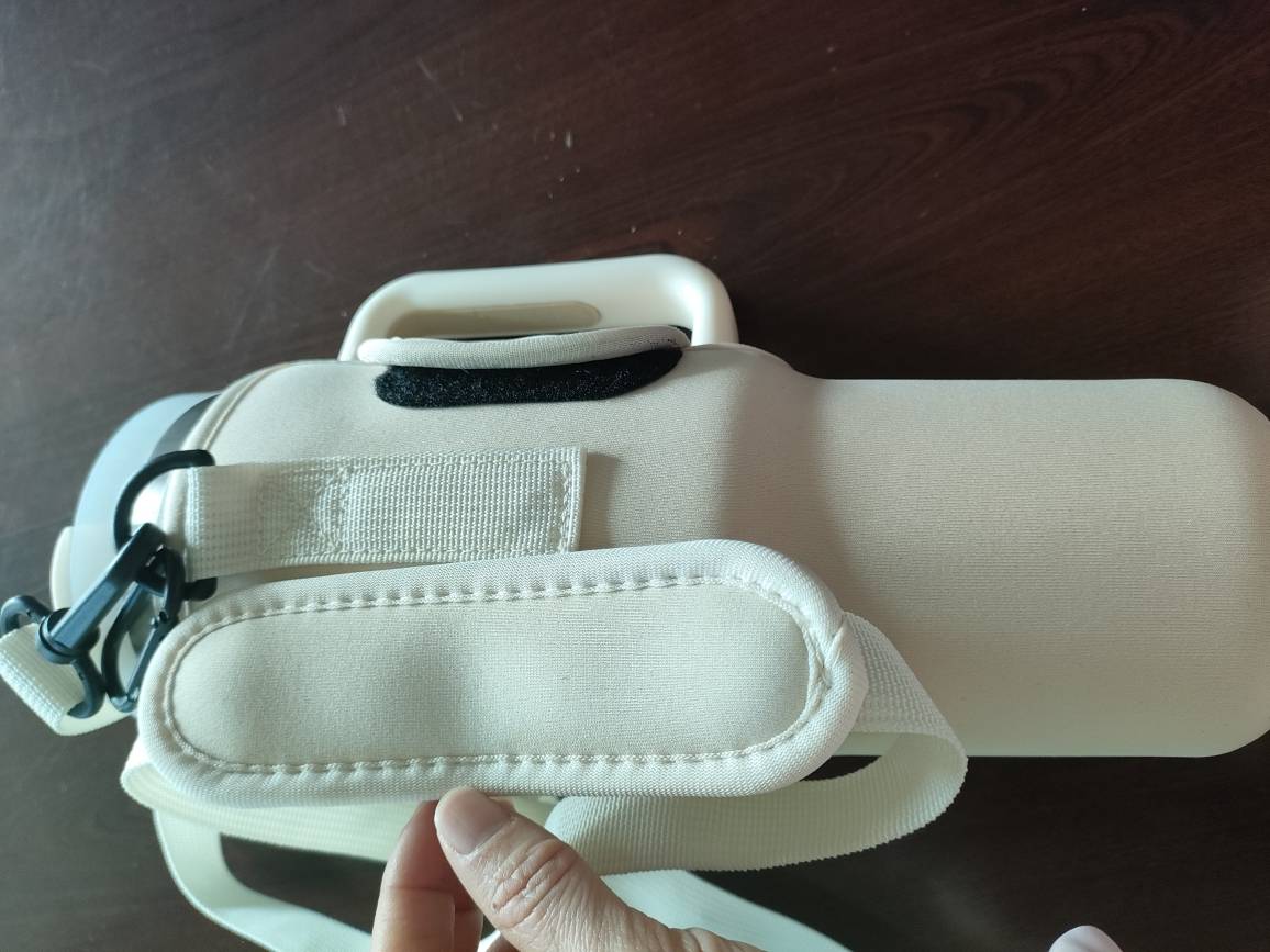 30/40 OZ NEOPRENE CUP HOLDERS NOW IN STOCK - Like A Duchess