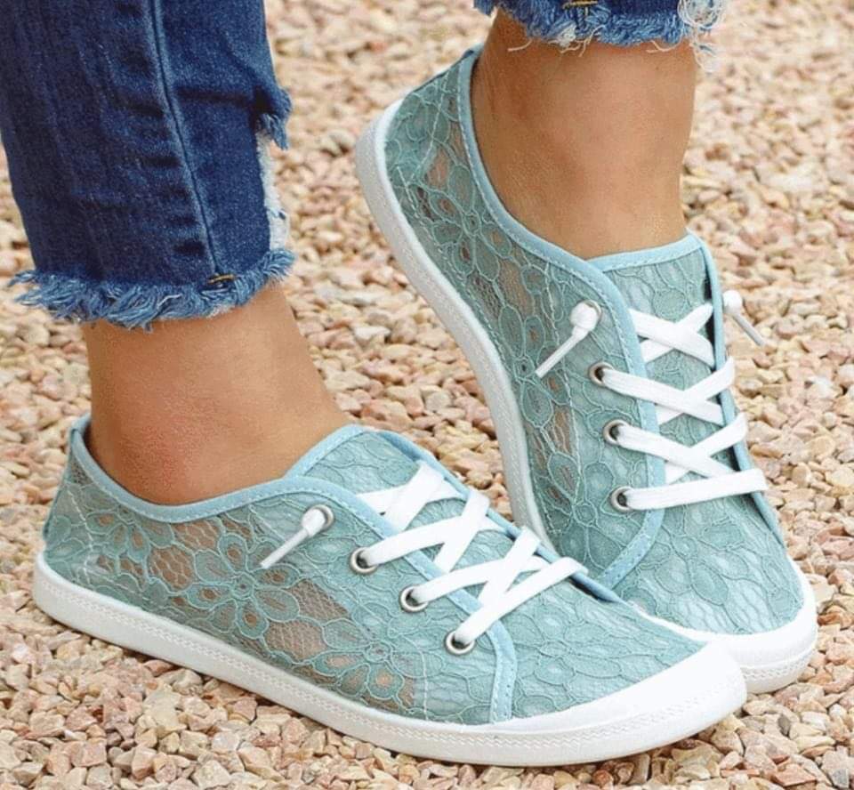 CANVAS SNEAKER RUN- TEAL LACE - Like A Duchess