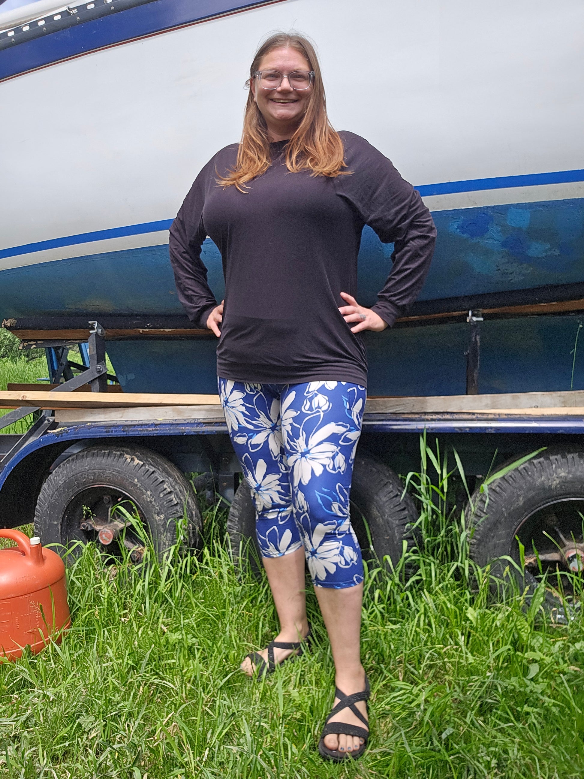 Cobalt Floral Capri Leggings - Like A Duchess