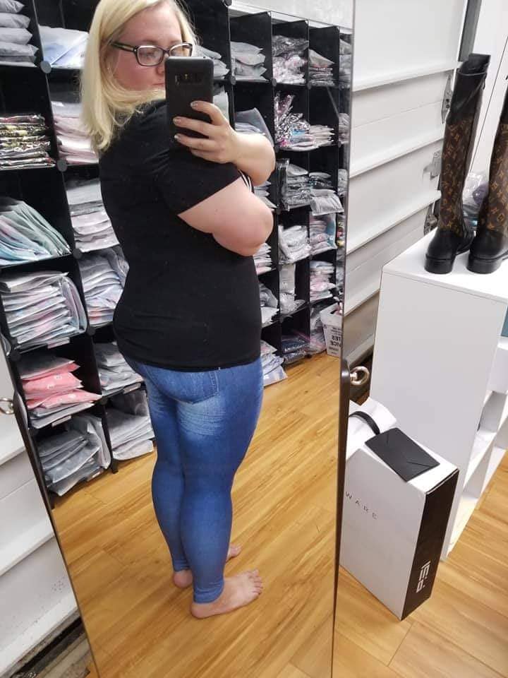 TURQ ROSES - DENIM RUN W/ BACK POCKETS - LEGGINGS/CAPRI - Like A Duchess